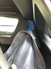 Porte-manteau droit pour Alpine A110 II – Accessoire intérieur sur-mesure - 3D Store Concept