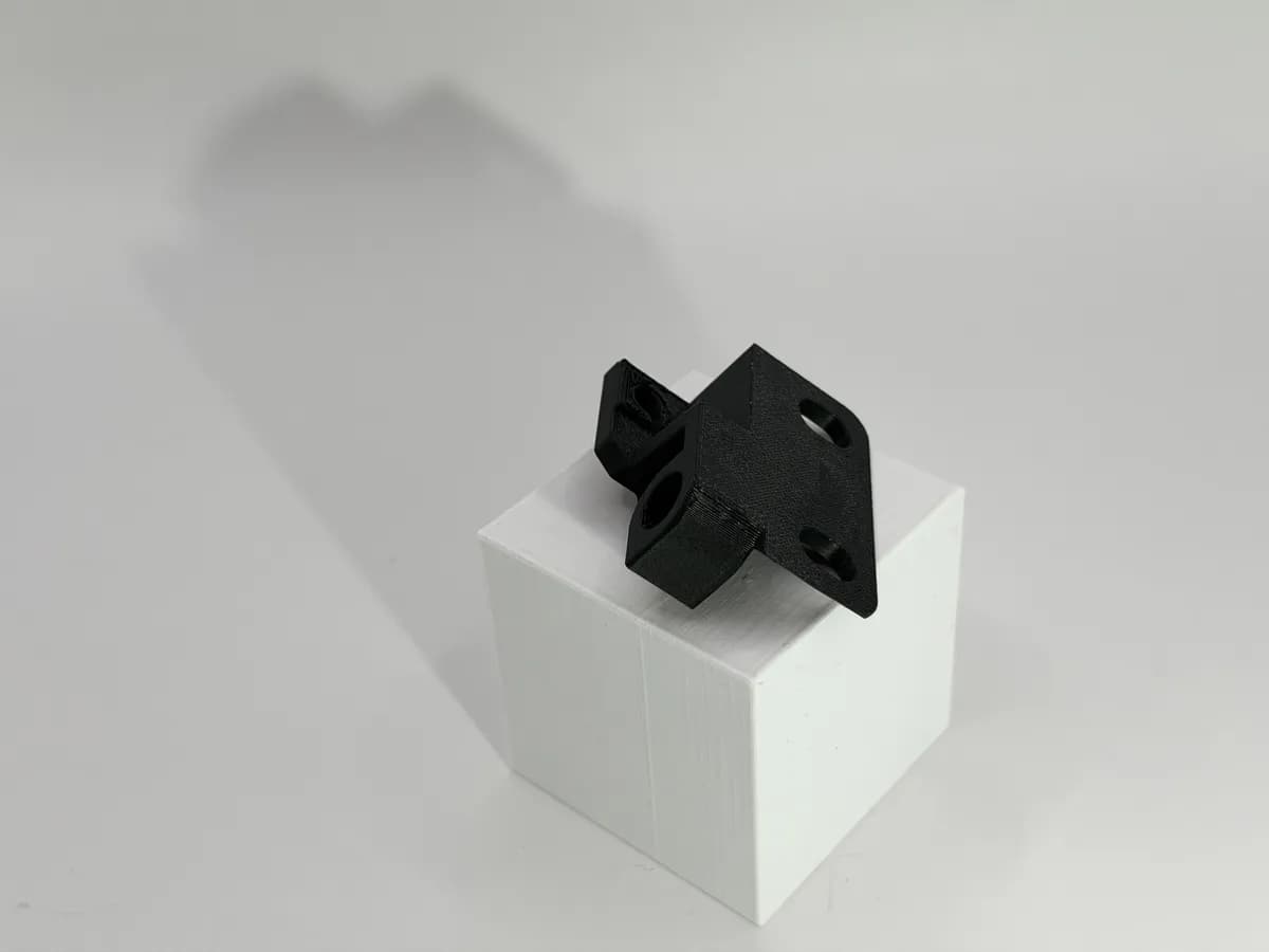 Support de Phare Antibrouillard BMW E30 M3 E28 - Miniature 4