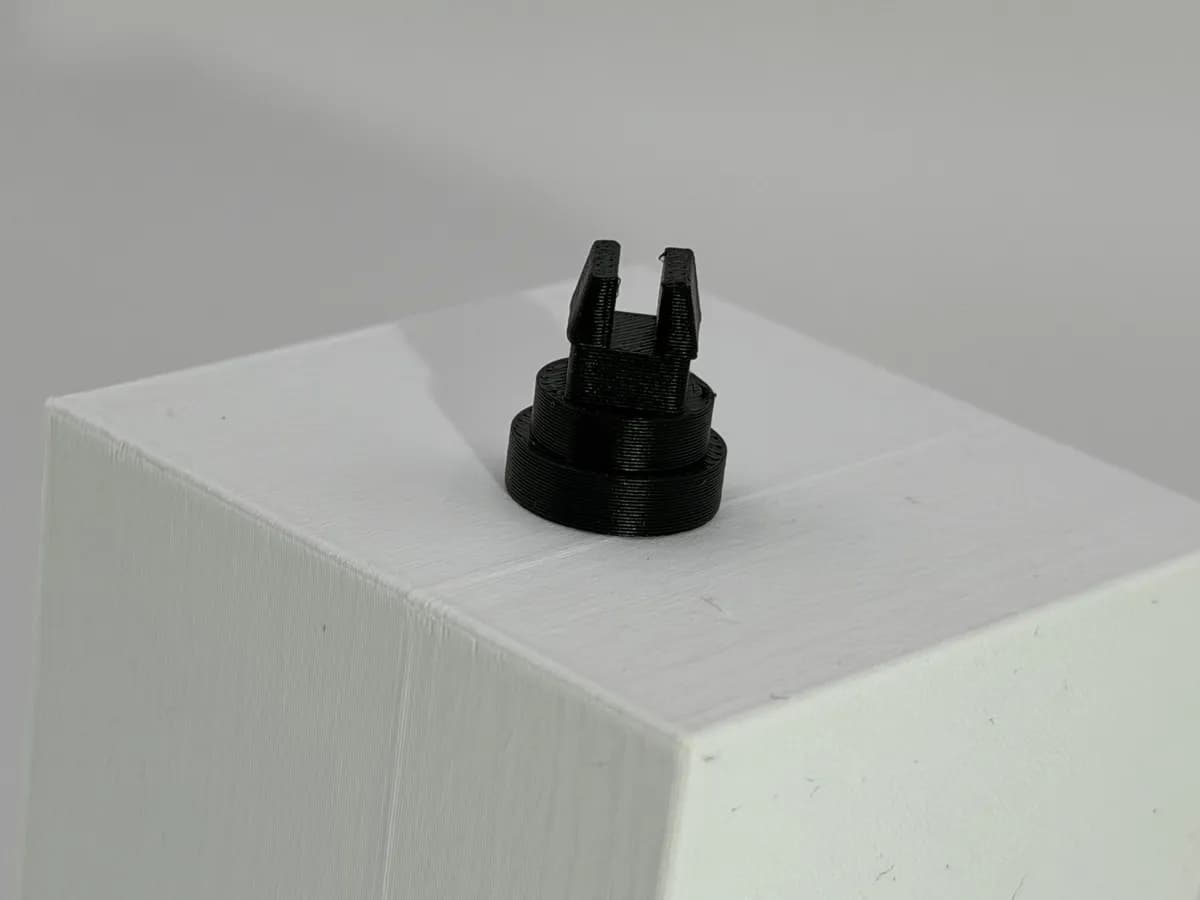 Renault Clio/Megane - Clip plage de Coffre