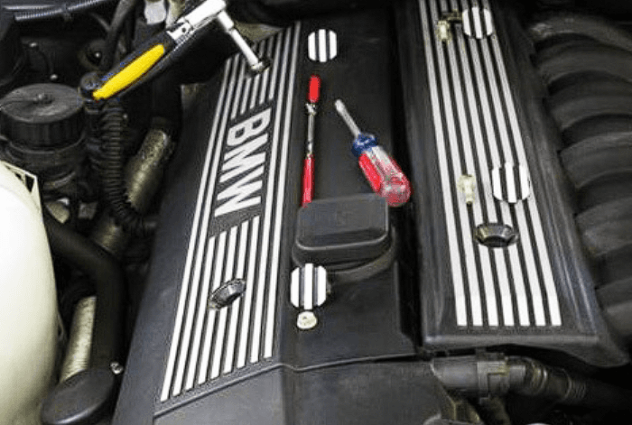 Cache moteur BMW M50 M52 M54 – Capuchon de protection 11121726089 - Miniature 2